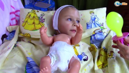 ЛУЧШИЕ МОМЕНТЫ ИГРАЕМ В ДОКТОРА Делаем УКОЛ Сборник Видео для детей FROZEN ELSA & Spiderman