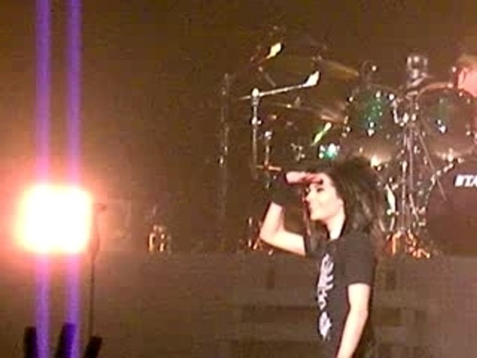 Bill  parle français- nice 28/10 Nikaïa tokio hotel