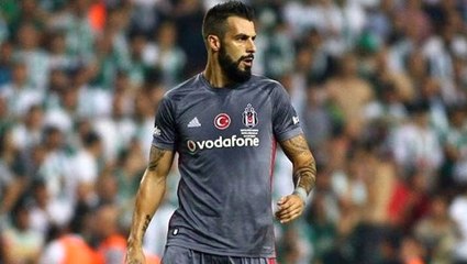 Beşiktaşlı Antrenörler Negredo'nun Takıma Uyum Sağlayamayacağı Şeklinde Rapor Verdi
