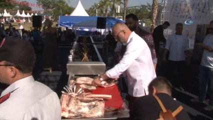 Adana Lezzet Festivali Açılışında Sahnede İzdiham Paniği