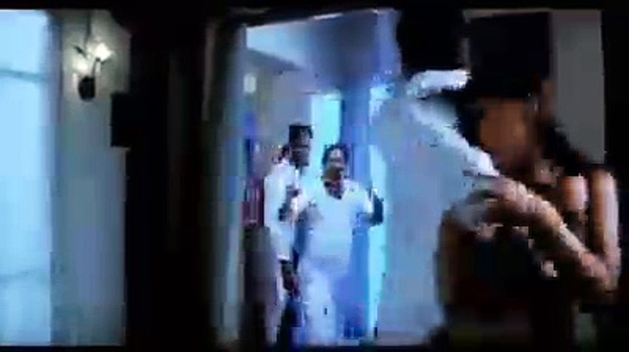 Anushka Shetty Hot Navel Video, Hot Video, Sexy Anusha Shetty Navel Showing