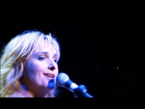 Bring Me Some Water - Melissa Etheridge - Live....And Alone (2002)
