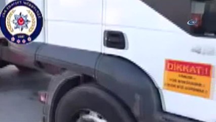 Tır'da 130 Bin Paket Kaçak Sigara Ele Geçirildi