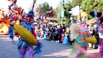 LA PARADE DES 25 ANS DE DISNEYLAND PARIS