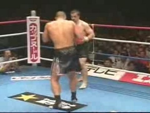 Jerome Le Banner vs Nicholas Pettas 2000