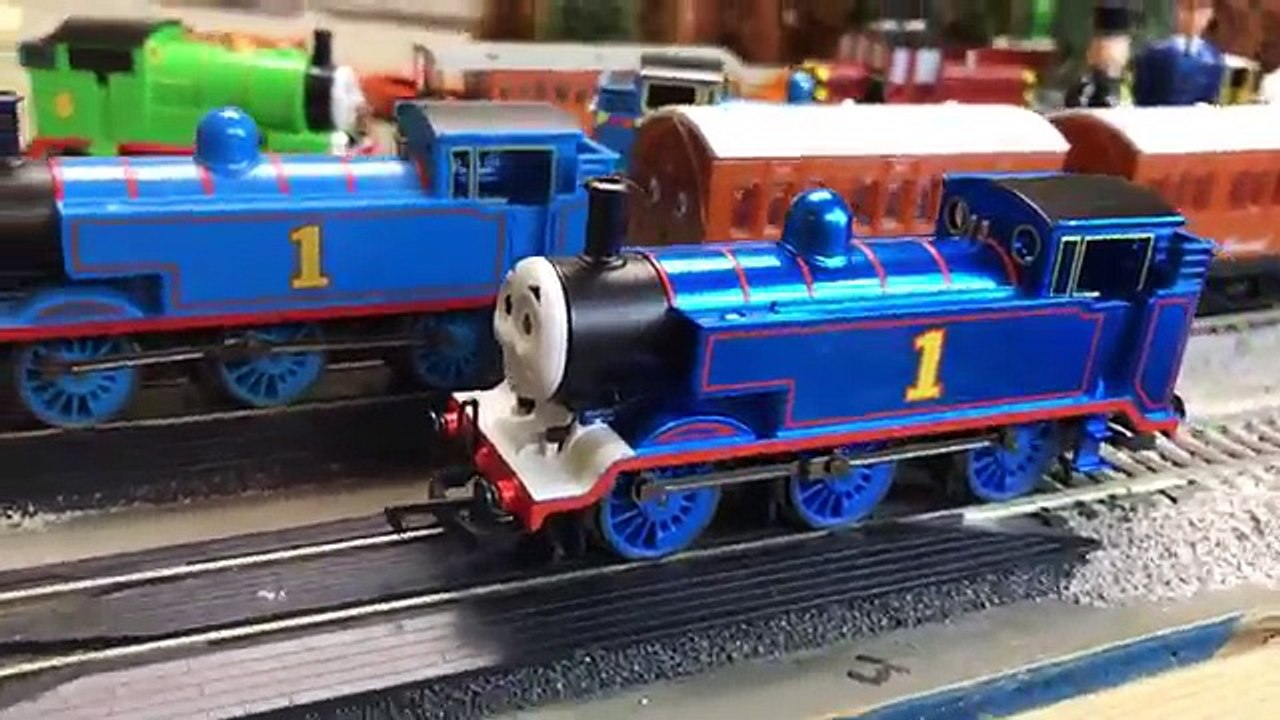 70th Anniversary Thomas the Tank Engine Limited Edition Hornby OO Gauge Locomoitve Train