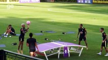 Neymar and Coutinho vs Gabriel Jesus And Dani Alves At Foot Tennis!
