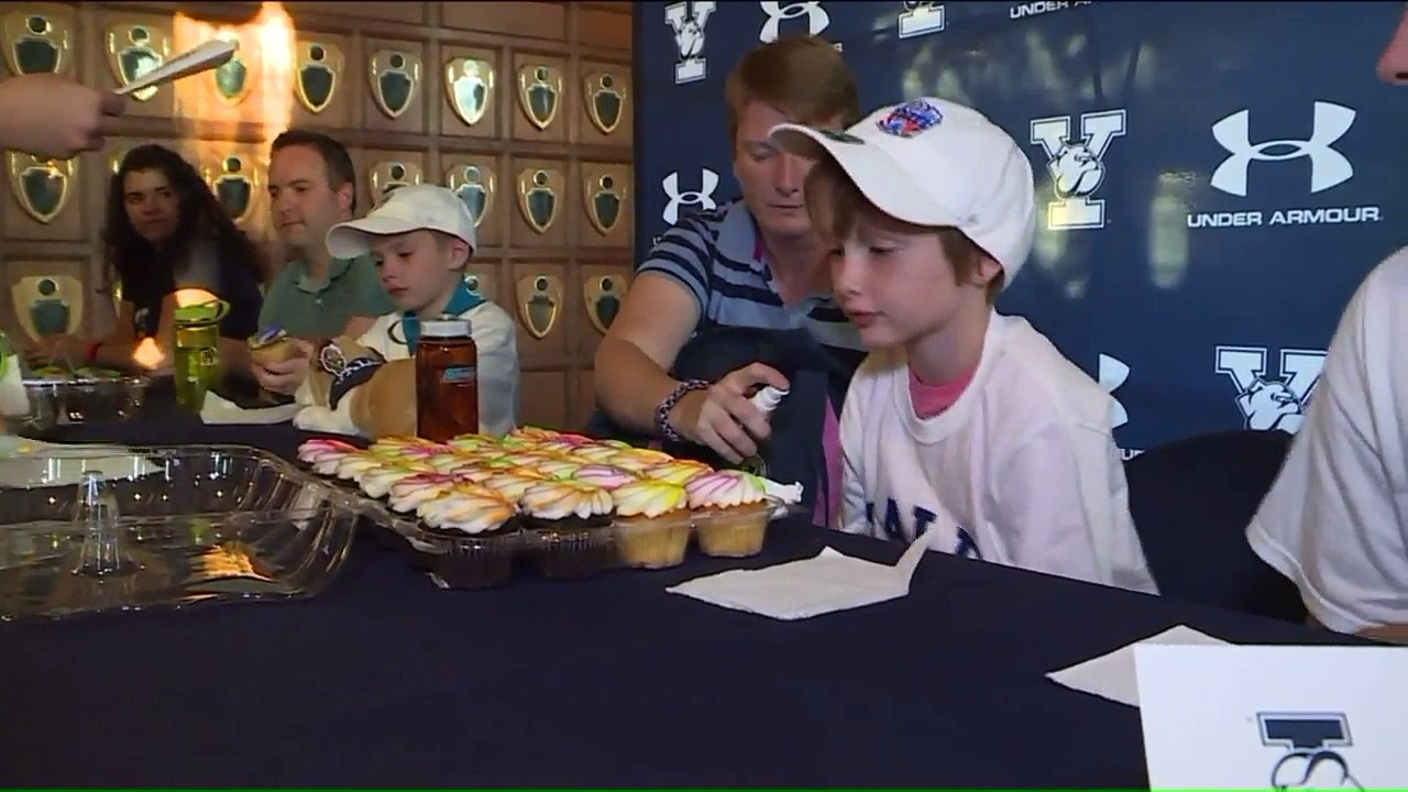 Siblings With Serious Illness Get Drafted to Yale Softball Team