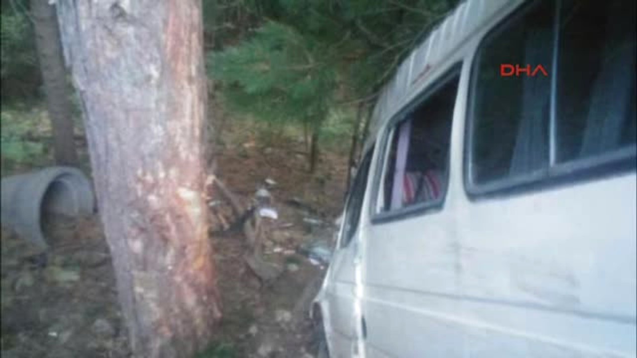 Bursa Uludağ'da Yaralılar, Battaniyeye Sarınarak Ambulans Bekledi
