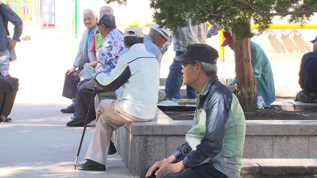 고령화 속도 세계 최고...8년 뒤엔 노인 천만 명 / YTN