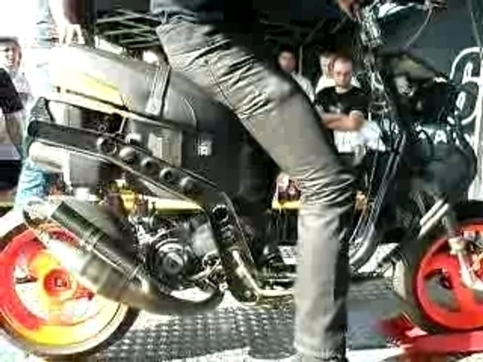 Scoot a carl!!