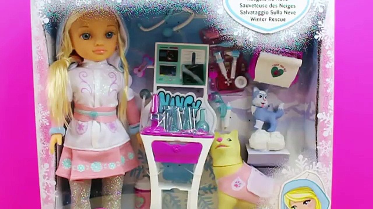 Nancy Rescate en la Nieve | Juguetes de Nancy en español | Muñeca Nancy de Famosa