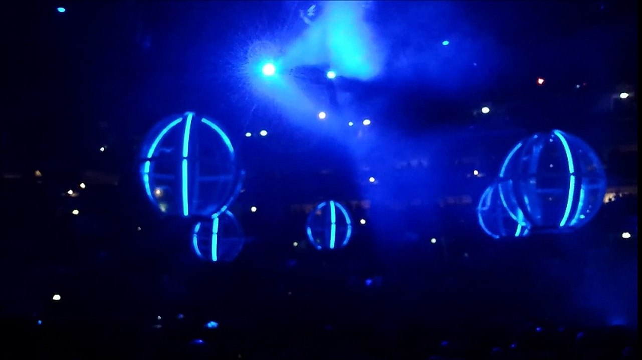 Muse - Prelude, Berlin Mercedes Benz Arena, 06/03/2016