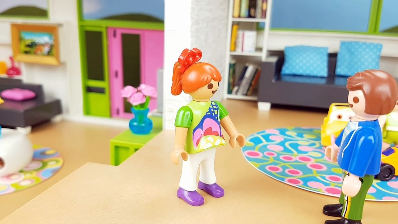 Playmobil 32 | Sorpresa! La nueva piscina y fiesta con los amigos! Vídeos de Playmobil en español