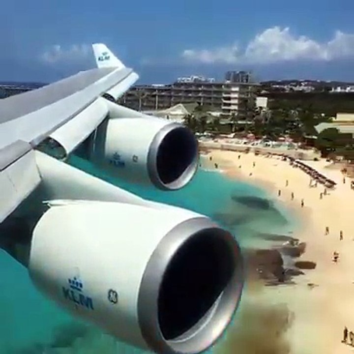 KLM Boeing 747 Landing over the sea beach