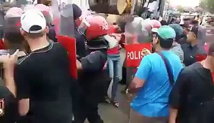 VIRAL Pejabat Tanah Selangor Nak Roboh Rumah Bekas Peg. Masjid