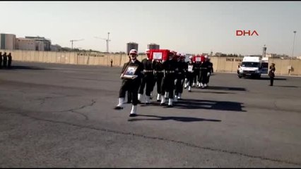 Diyarbakır - Silvan'da Şehit Olan 2 Korucu İçin Tören Düzenlendi 1