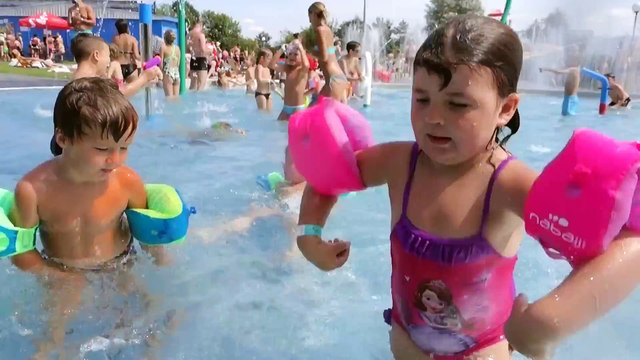 Water Slides for Baby Kids Children Family Water Park Fun