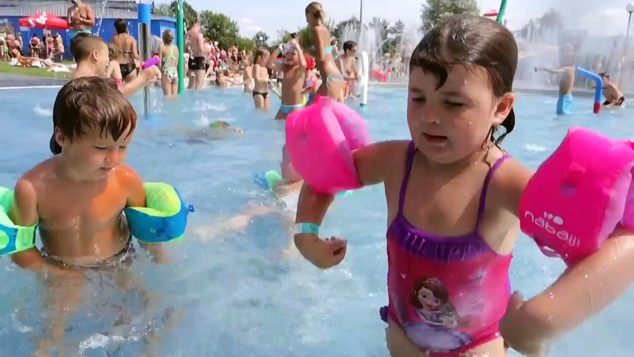 Water Slides for Baby Kids Children Family Water Park Fun