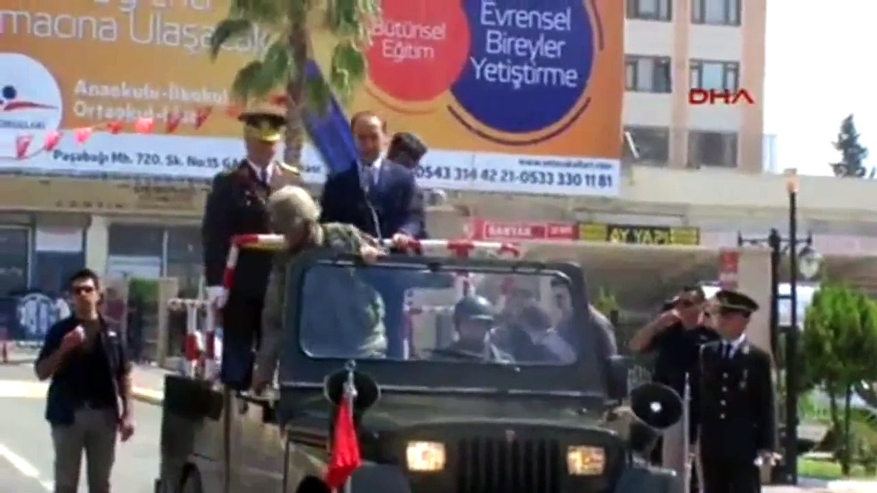 Şanlıurfa'da Zafer Bayramı kutlandı
