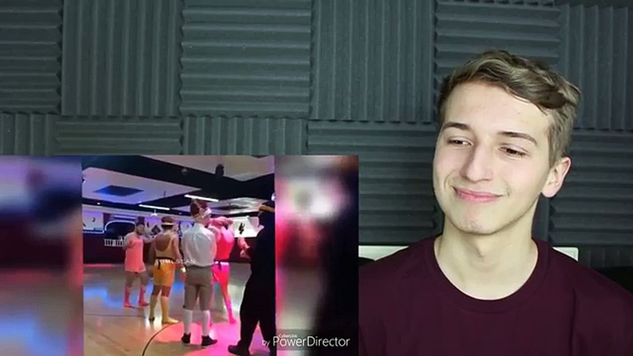 Jack and Mark Crack Reion (Jacksepticeye and Markiplier)