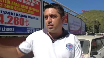 Mersin Araçlar Park Yasağına Uymadı, Ambulans Geçidi Kapandı