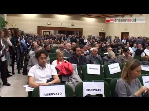 TG 18.11.14 Camusso a Bari, accolta dai lavoratori in vertenza di Breda e Om