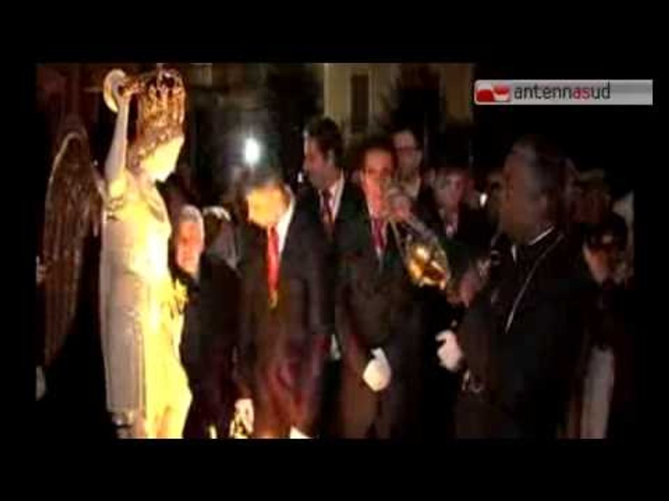 TG 28.11.14 San Michele Arcangelo, la statua del santo dal Gargano a Bari