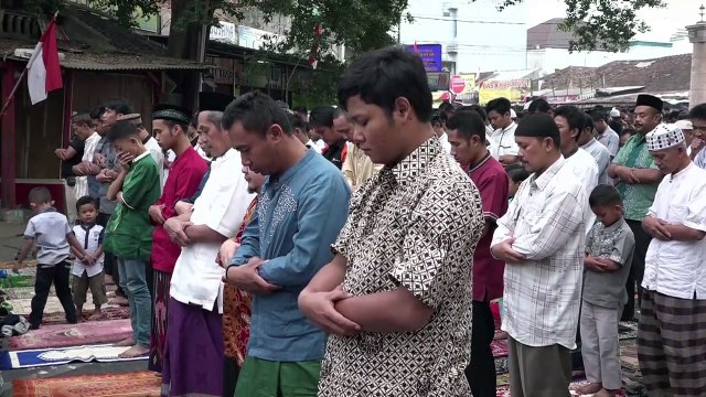 Les musulmans célèbrent l'Aïd al-Adha