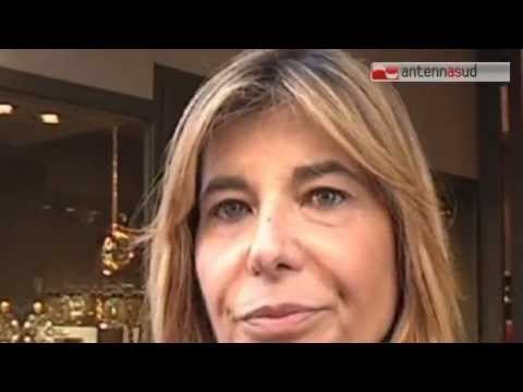 TG 22.12.14 Dacci i soldi, pure per noi è Natale . Rapina in gioielleria a Bari