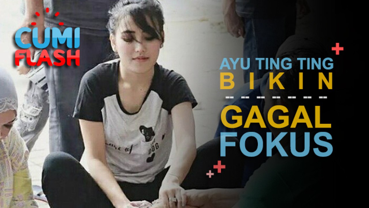 Lihat Ayu Ting Ting Potong Daging, Kamu Fokus K...