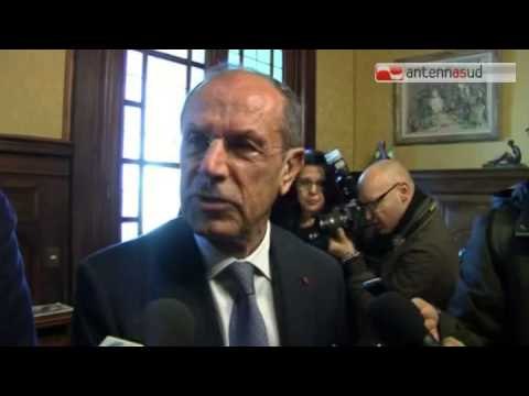 TG 07.01.14 Città metropolitana, passaggio di consegna fra Schittulli e Decaro