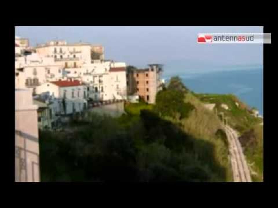 TG 07.01.14 Ecomostro di Rodi, dal danno alla beffa: sospesa la demolizione