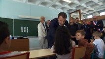 Rentrée scolaire : Emmanuel Macron visite trois classes d'une école de Forbach