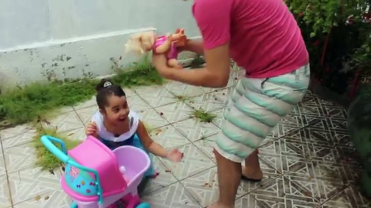 Живые Приключения Детка ребенок Да потому что Да также божья коровка о о о a Это часть parto 1