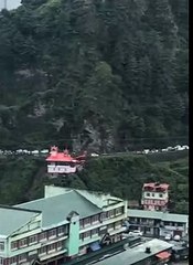 HUGE LANDSLIDE ON CHANDIGARH - SHIMLA NATIONAL HIGHWAY