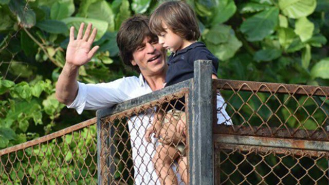 Shahrukh Khan & AbRam Wish Eid Mubarak, Greet Fans Outside Mannat On Bakri Eid