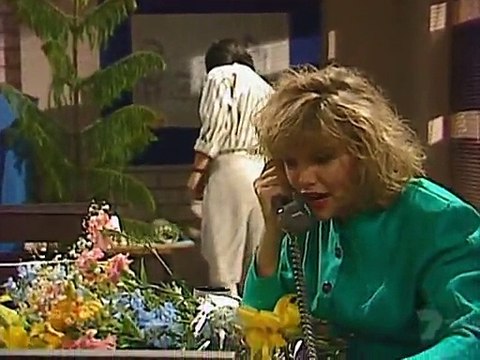 home and away season 2 [1989] episode 9 (237)