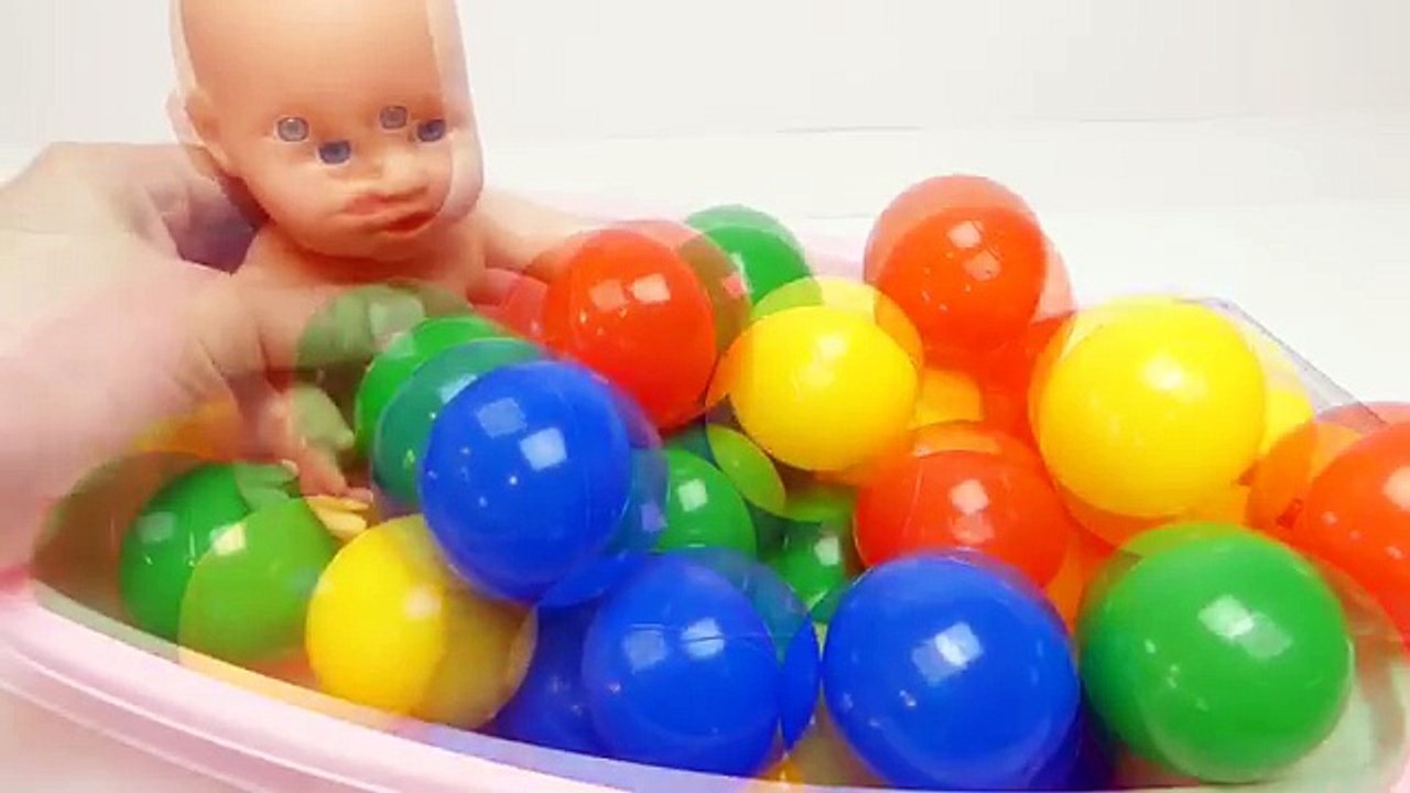 Una y una en un tiene una un en y bebé bola baño muñeca hola hola hola ¡hola ¡hola bote secuaces cerdo pozo sorpresa tomar juguetes Peppa