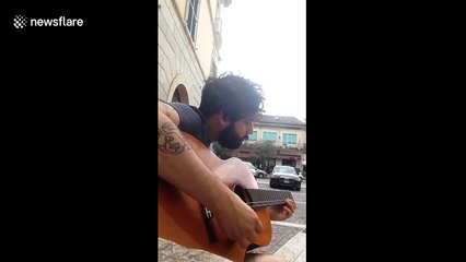 Man performs amazing flamenco style song on two-stringed guitar