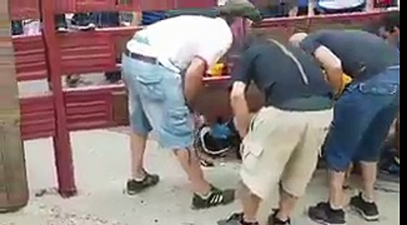 Un homme se fait "détruire" par une boule de 275 kg à Madrid