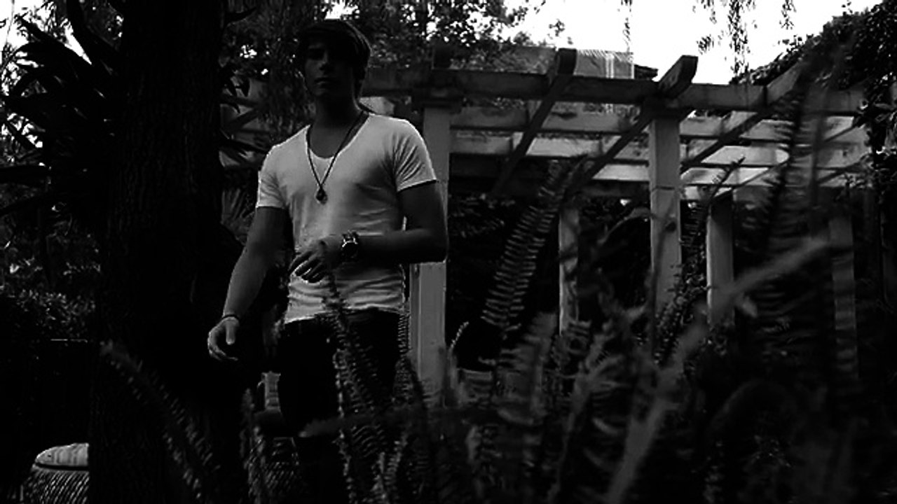 2U (Acoustic Version) DAVID GUETTA ft. JUSTIN BIEBER | Javier Luna