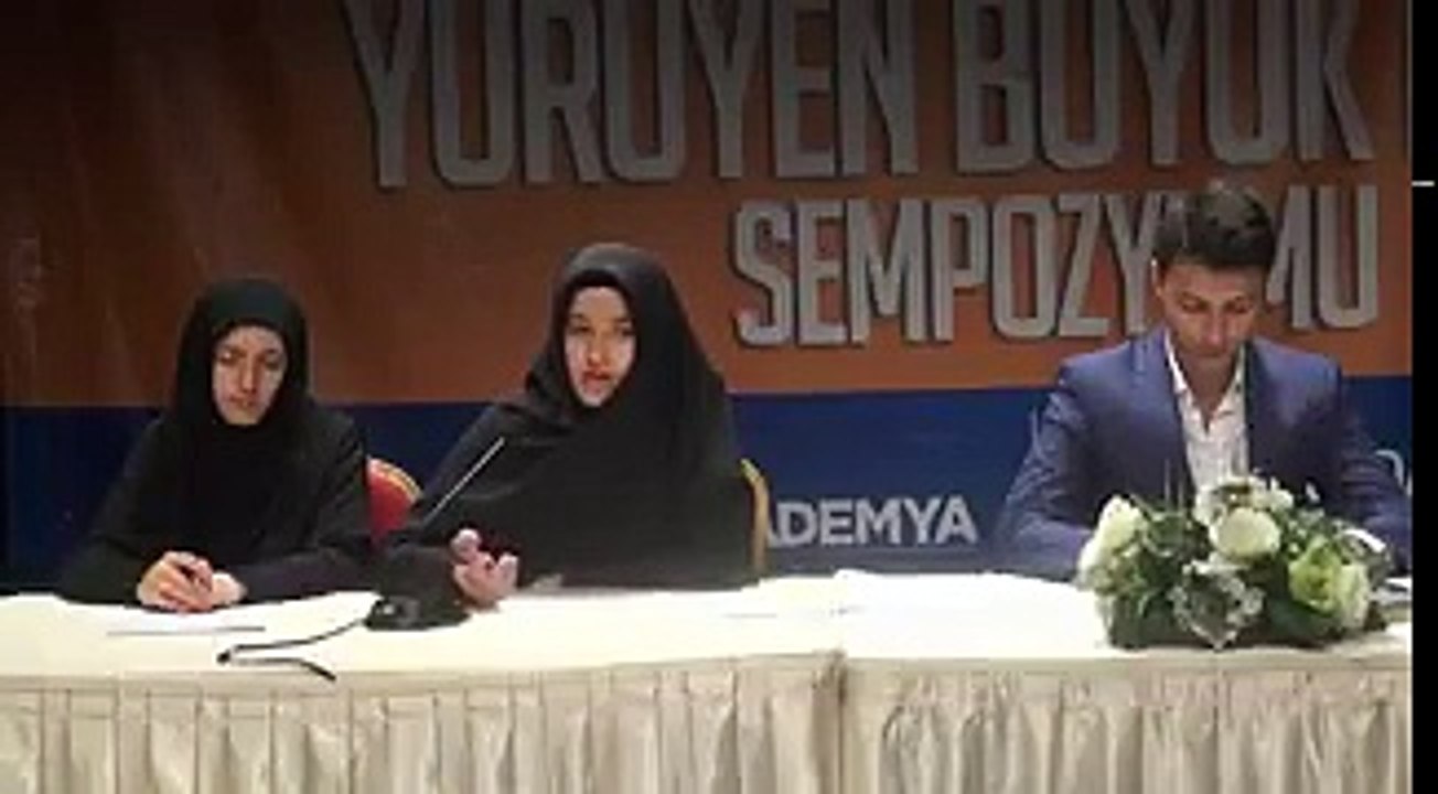 Başı açık kadınlara çok çirkin benzetme