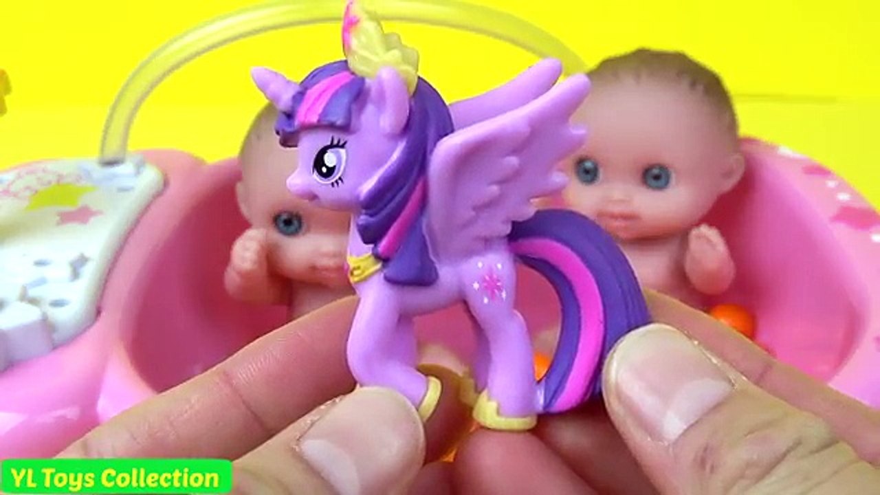 Bebé baño colores muñeca chicle Aprender Sirena Pitufos sorpresa el juguetes gemelos Ariel peppa pi