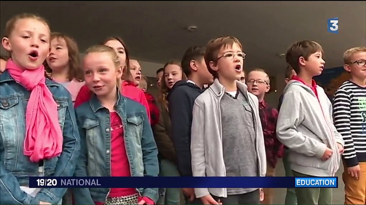 Rentrée : plus de douze millions d'élèves retournent à l'école