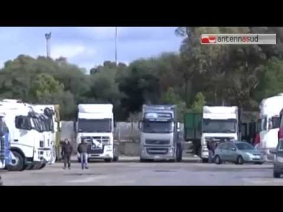 TG 09.02.15 Protesta lavoratori indotto Ilva, domani annunciata marcia dei tir su Taranto