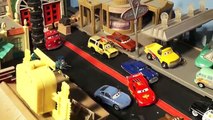 Pixar Cars Lightning McQueen vs Shifty Sidewinder in Willys Butte Challenge
