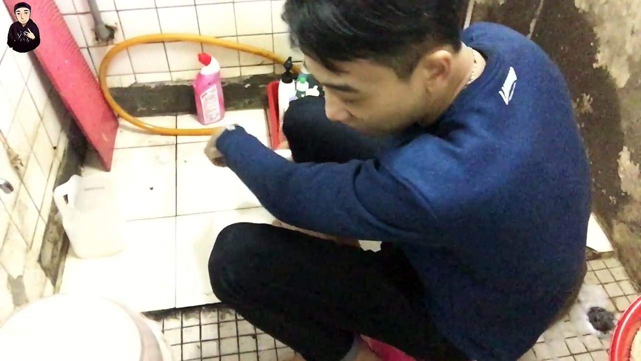 《今天18 禁》今天幫女朋友洗澡 18 禁【心懸】