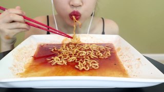 ASMR Nuclear Fire Noodles (2packs) 핵불닭볶음면 Big Bites No Talk | MINEE EATS