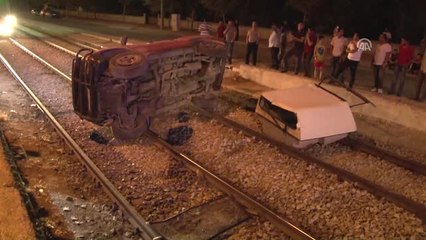 Konya'da Kamyonet Tramvay Yoluna Düştü: 1 Yaralı